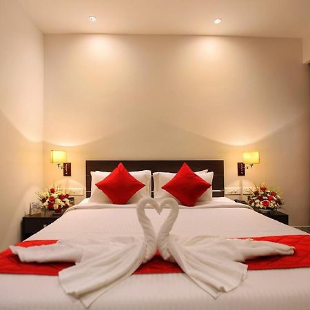Hotel San Kollam Eksteriør billede